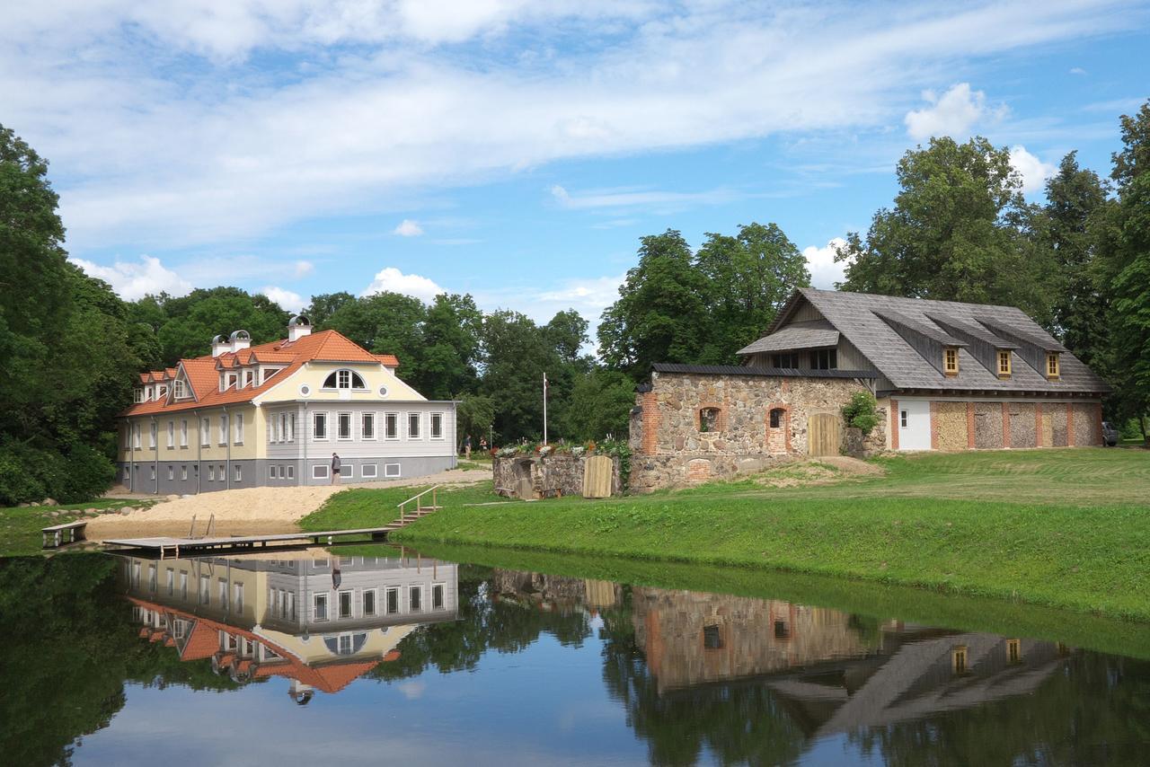 Botique & Spa Hotel Berkenes Manor Ziedkalne Esterno foto