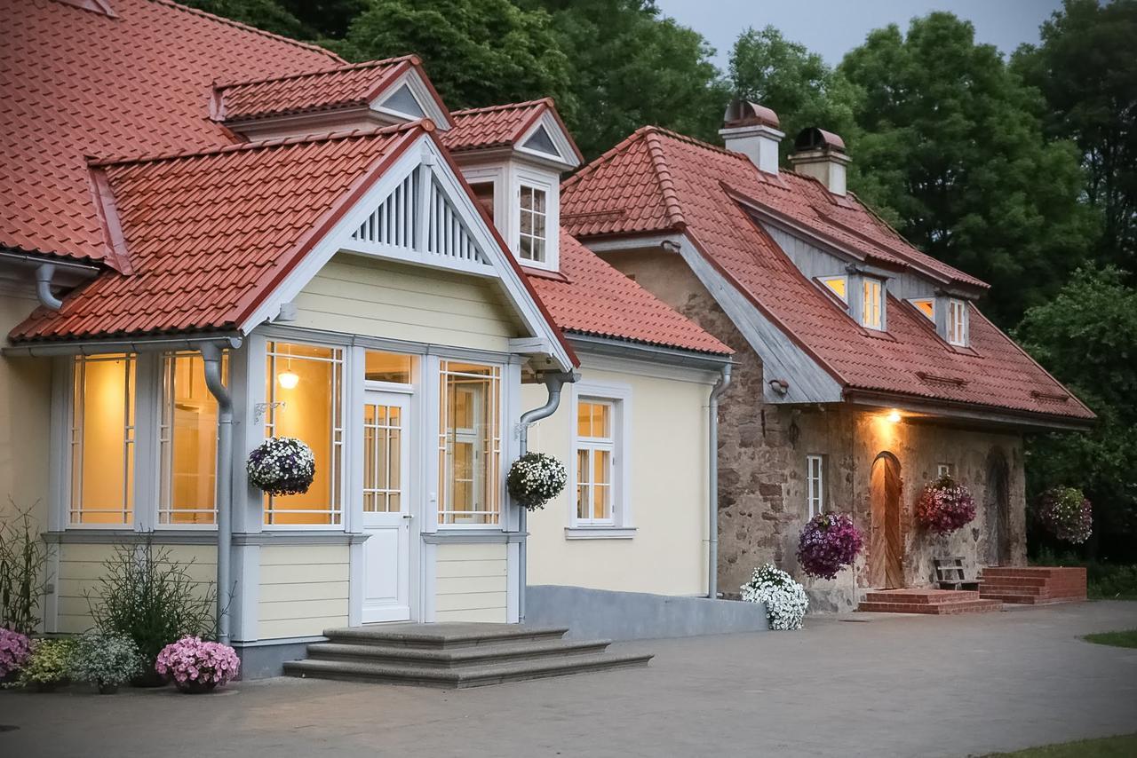 Botique & Spa Hotel Berkenes Manor Ziedkalne Esterno foto