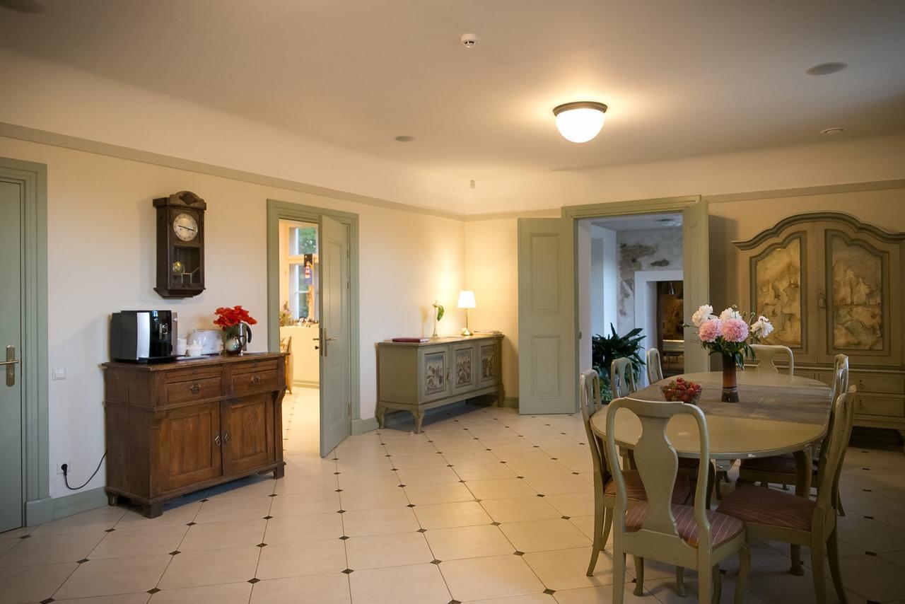 Botique & Spa Hotel Berkenes Manor Ziedkalne Esterno foto