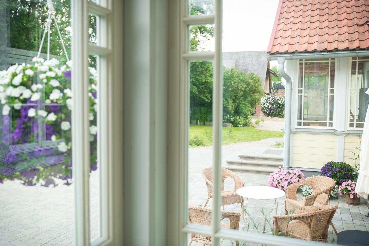 Botique & Spa Hotel Berkenes Manor Ziedkalne Esterno foto