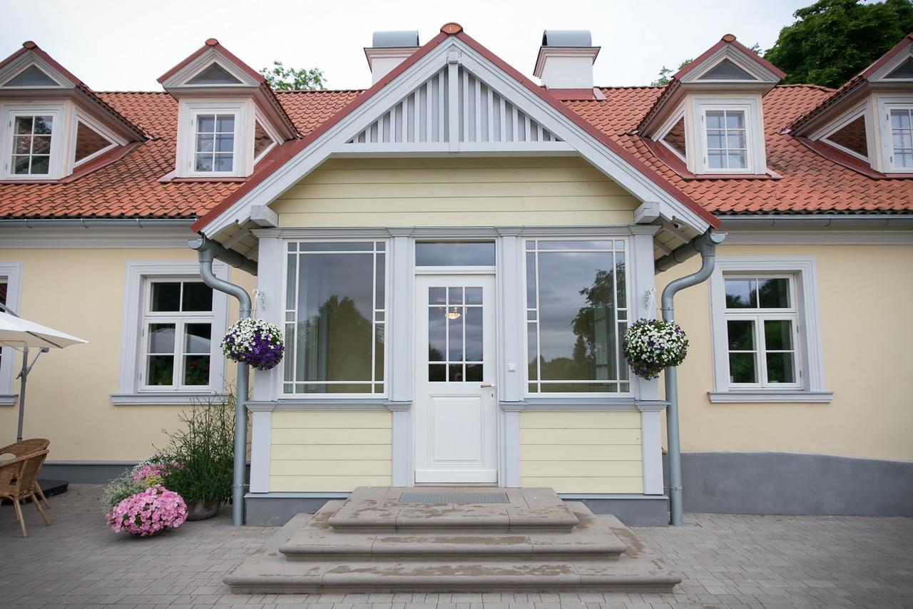 Botique & Spa Hotel Berkenes Manor Ziedkalne Esterno foto
